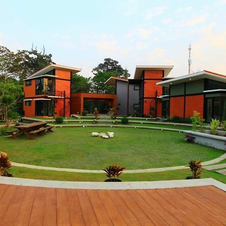 The One House Resort Pakchong Exterior photo